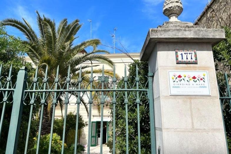Giardino A Mare Apartament *
